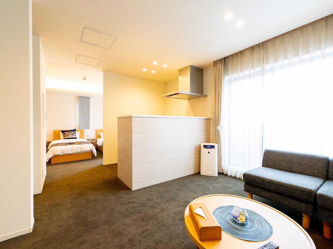 Grand Base Hiroshima Ekimae Aparthotel Exterior photo